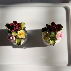 Aynsley fine bone china floral bouquet figurine
Set of 2